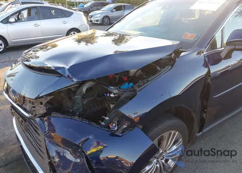 2022 Toyota Venza Xle z USA, uszkodzony, nr VIN JTEAAAAHXNJ113835